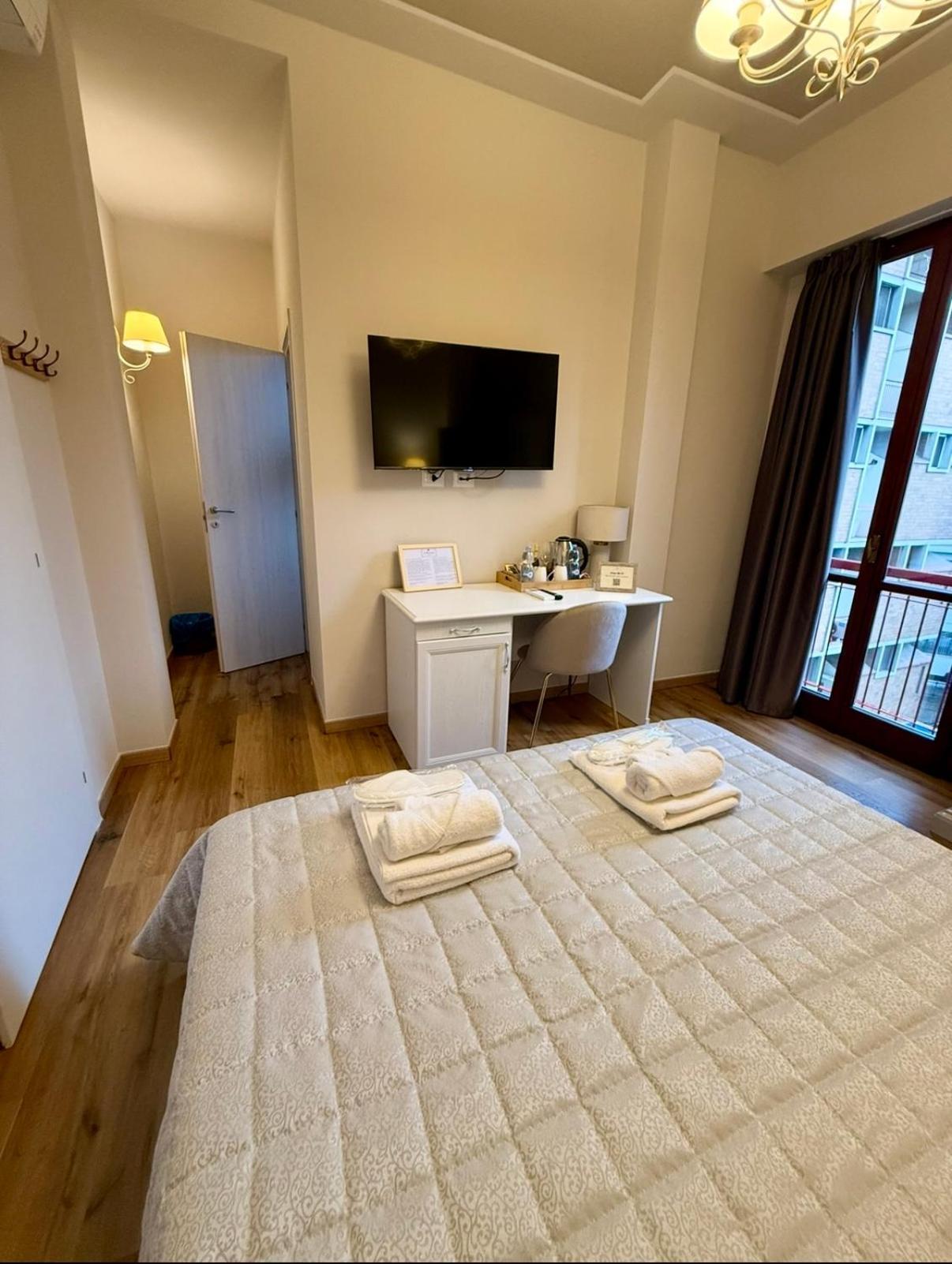 Bed and breakfast La Boutique By Rjgal *