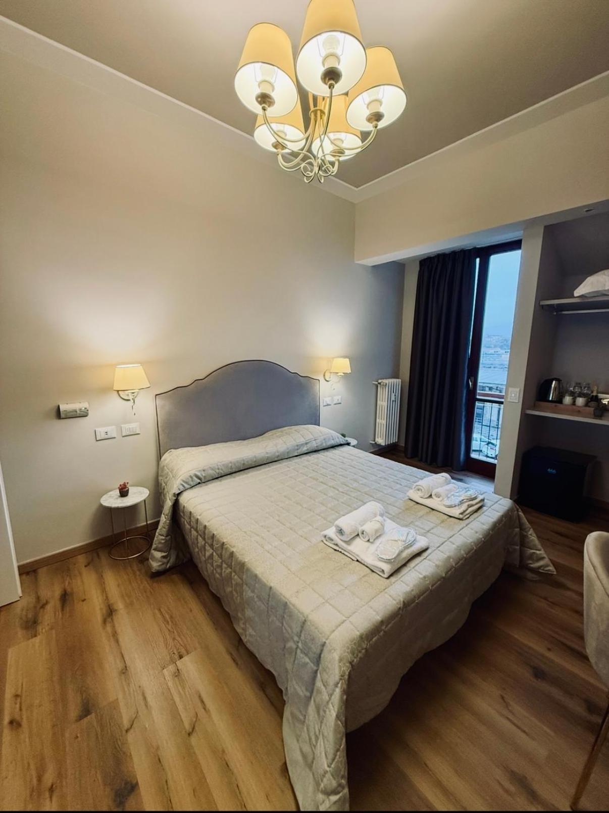 Bed and breakfast La Boutique By Rjgal Florencia