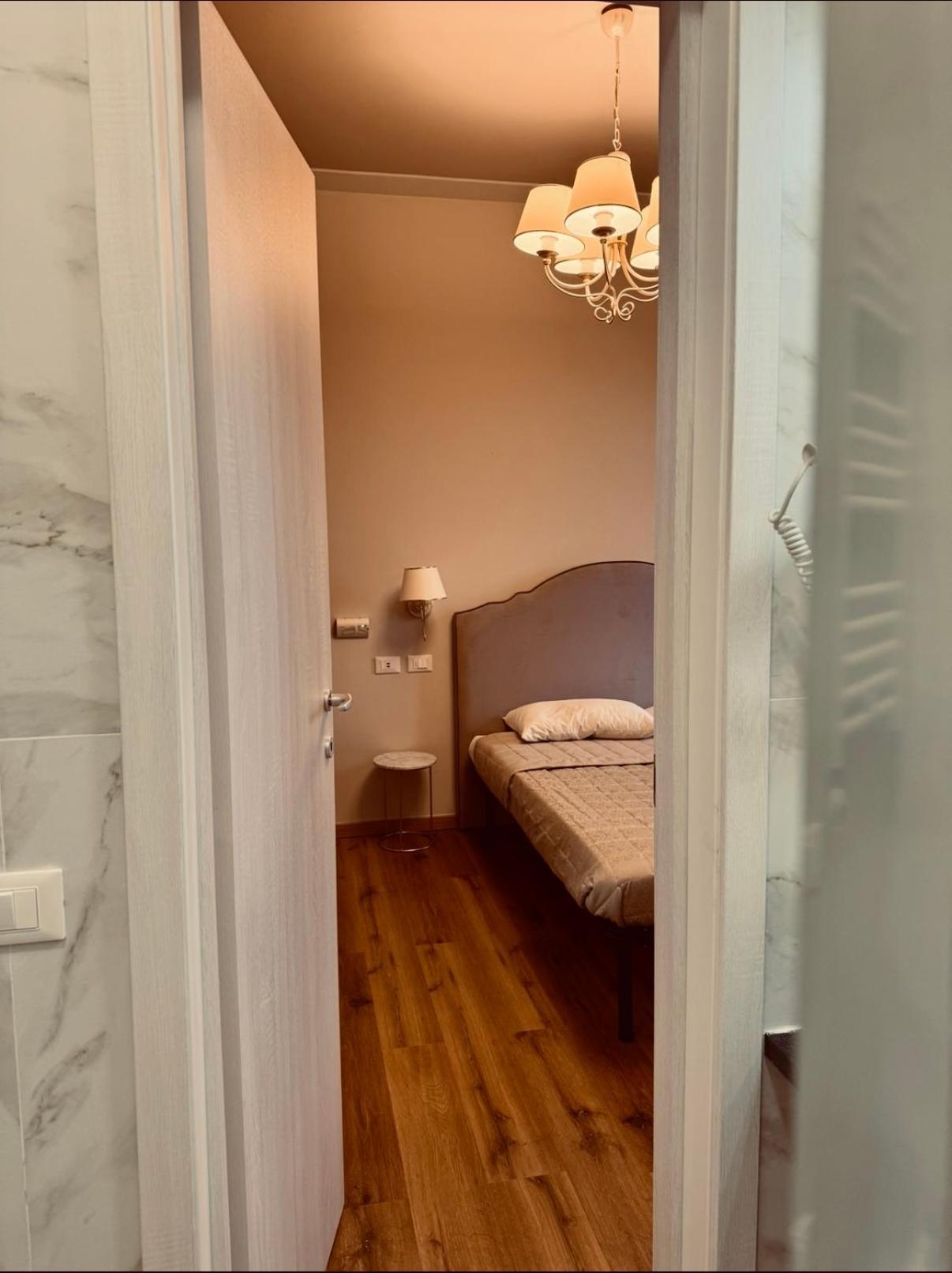 Bed and breakfast La Boutique By Rjgal *